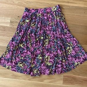 Lularoe Madison skirt xs slinky